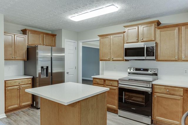 4439 Woodgate Hill Trail, Snellville, GA 30039