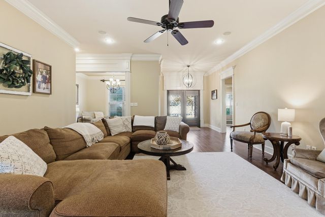 4005 Newcastle Dr, Conway, AR 72034