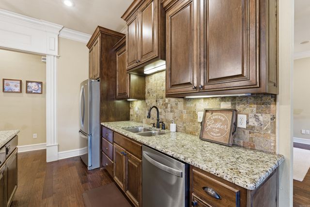 4005 Newcastle Dr, Conway, AR 72034