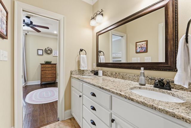 4005 Newcastle Dr, Conway, AR 72034