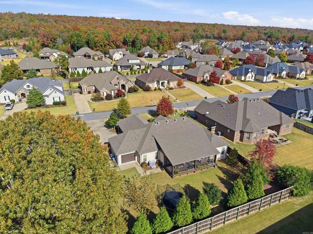 4005 Newcastle Dr, Conway, AR 72034