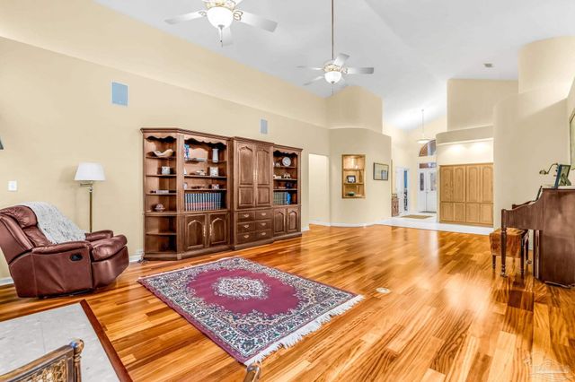 10164 Bittern Dr, Pensacola, FL 32507