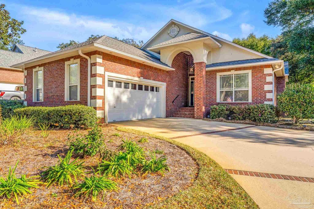 10164 Bittern Dr, Pensacola, FL 32507