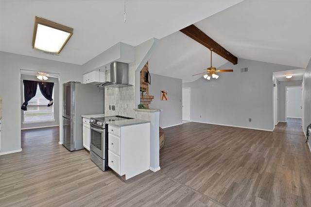 7357 Channel View Drive, Fort Worth, TX 76133