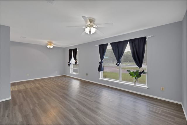 7357 Channel View Drive, Fort Worth, TX 76133