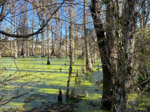 4714 Bay Head Road, Youngstown, FL 32466