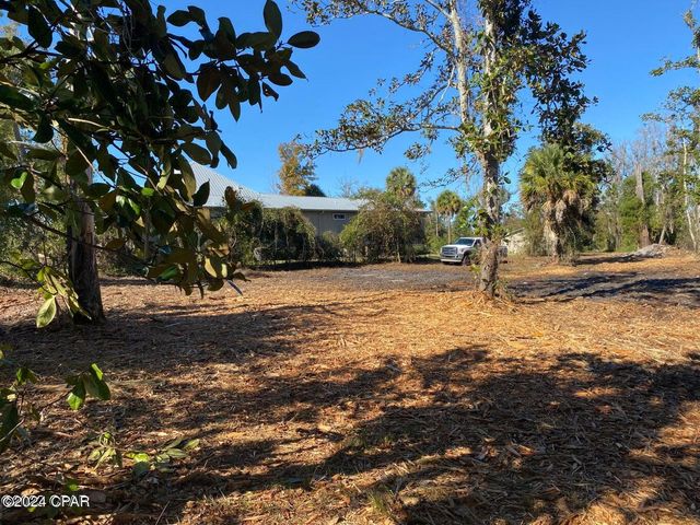 4714 Bay Head Road, Youngstown, FL 32466