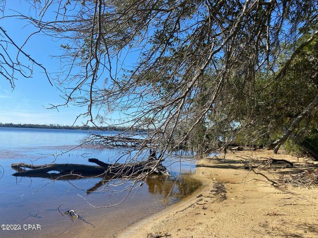 4714 Bay Head Road, Youngstown, FL 32466