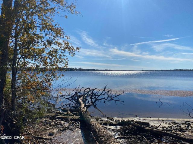 4714 Bay Head Road, Youngstown, FL 32466