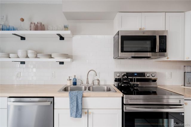 1223 S Idalia Street, Aurora, CO 80017