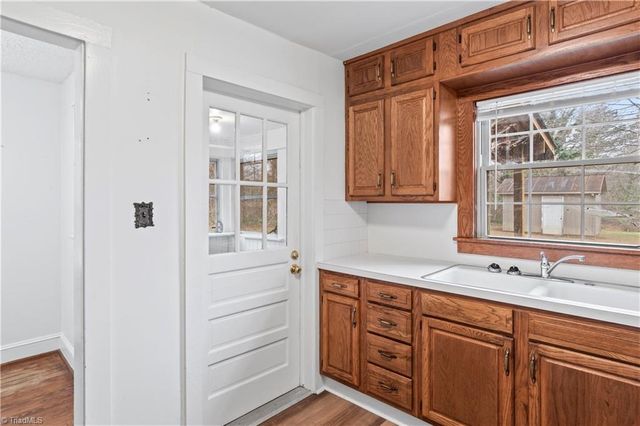 6320 Doral Drive, Tobaccoville, NC 27050