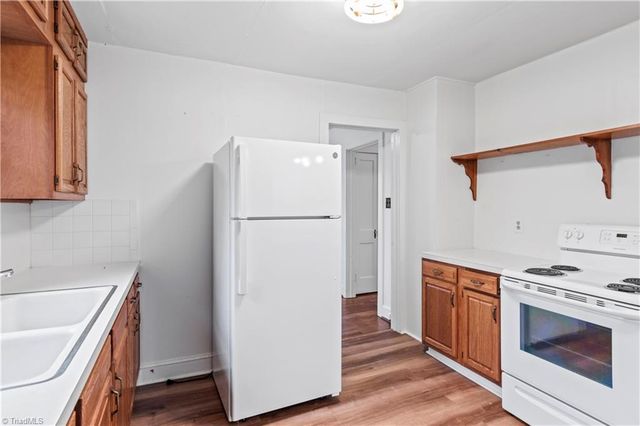 6320 Doral Drive, Tobaccoville, NC 27050