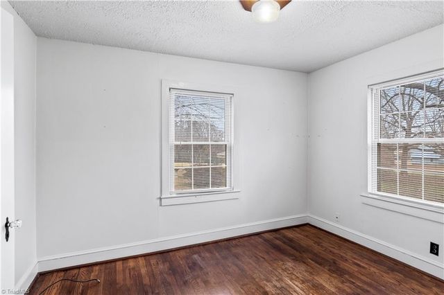 6320 Doral Drive, Tobaccoville, NC 27050