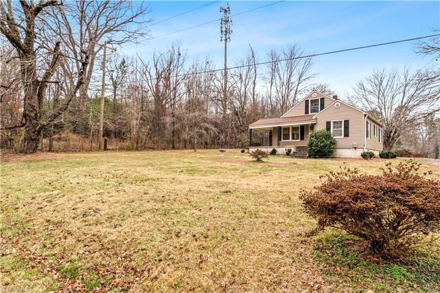 6320 Doral Drive, Tobaccoville, NC 27050