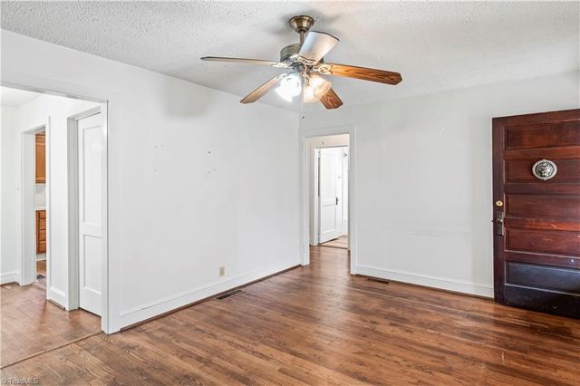 6320 Doral Drive, Tobaccoville, NC 27050