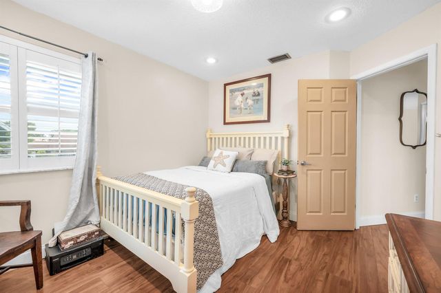 8740 SW 57th Street, Cooper City, FL 33328