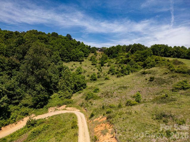 999 Murphy Cove Road, Candler, NC 28715