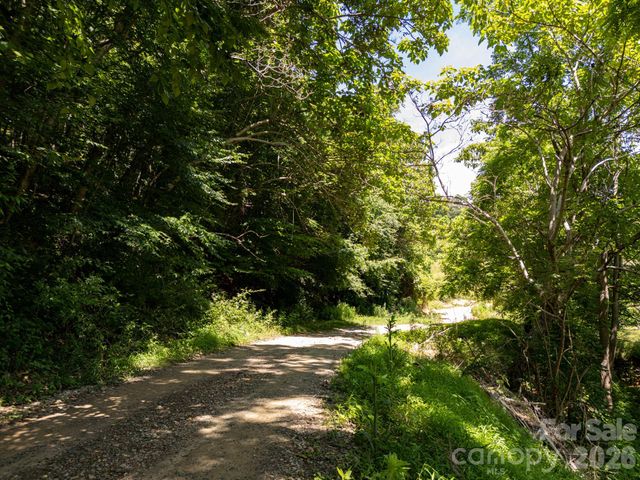 999 Murphy Cove Road, Candler, NC 28715