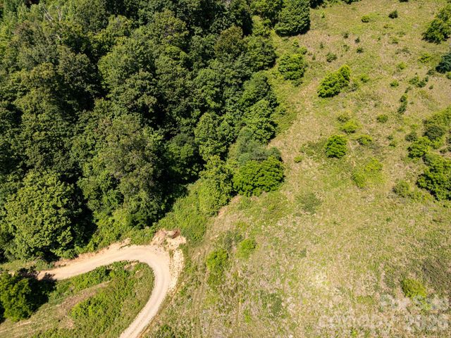 999 Murphy Cove Road, Candler, NC 28715