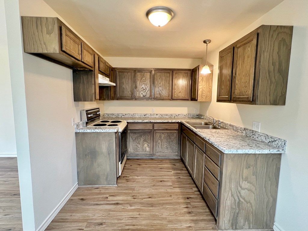 Image 7 of property listing at 2101 Juanita Ave, San Angelo, TX 76901