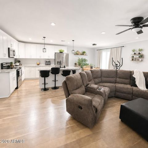 5109 S 11TH Street, Phoenix, AZ 85040
