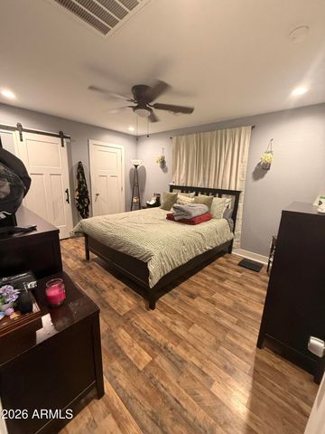 5109 S 11TH Street, Phoenix, AZ 85040