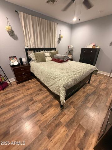 5109 S 11TH Street, Phoenix, AZ 85040
