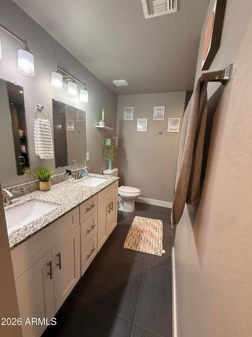 5109 S 11TH Street, Phoenix, AZ 85040