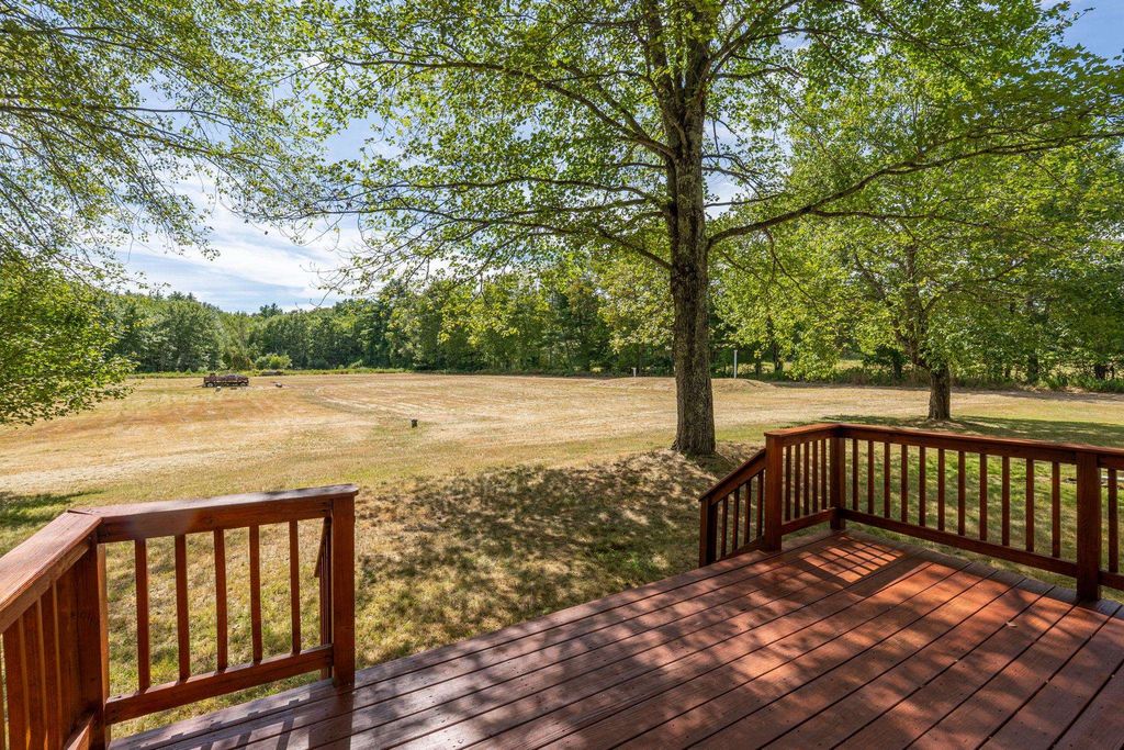 395 Greenhill Road, Barrington, NH 03825