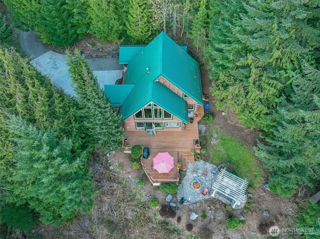 6323 N Lake Cushman Road, Hoodsport, WA 98548