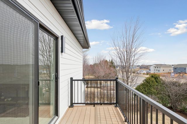 16909 Draft Horse Boulevard, Lakeville, MN 55044