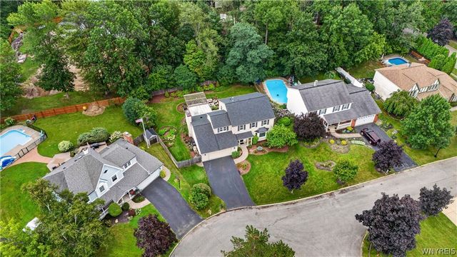 17 Sherrelwood Court, Amherst, NY 14221