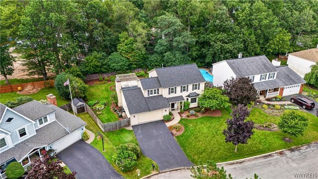 17 Sherrelwood Court, Amherst, NY 14221
