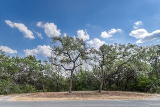 1010 Red Cloud Dr., San Antonio, TX 76030