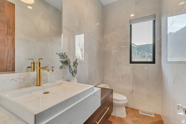 1468 E TRAIL CREST CT, Draper, UT 84020