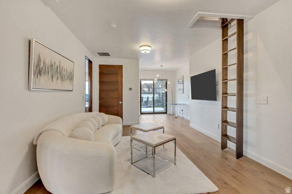 Image 31 of property listing at 1468 E TRAIL CREST CT, Draper, UT 84020
