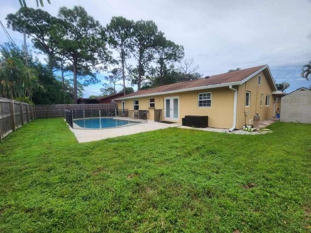 4693 Dolphin Drive, Lake Worth, FL 33463