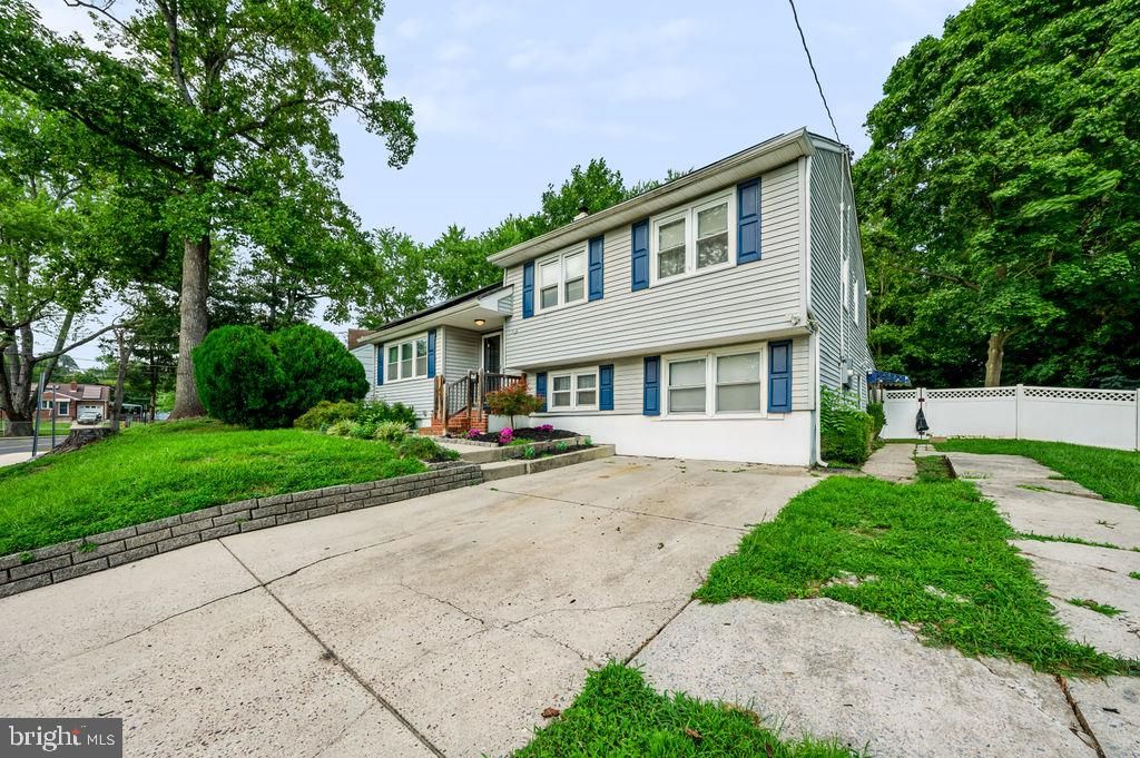129 CLOVER ST, MT HOLLY, NJ 08060 — photo 3