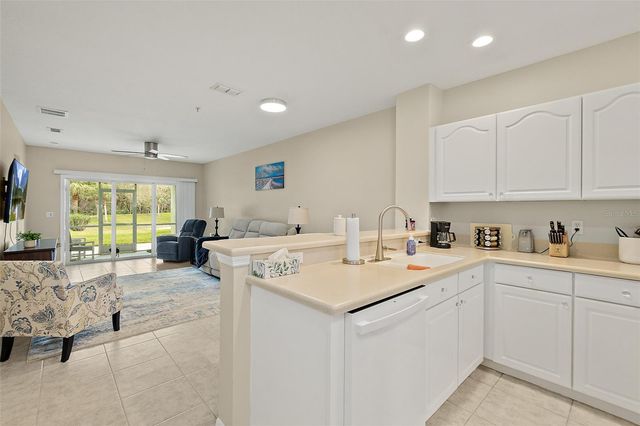 1000 CANOPY WALK LANE 1013, Palm Coast, FL 32137