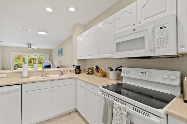 1000 CANOPY WALK LANE 1013, Palm Coast, FL 32137