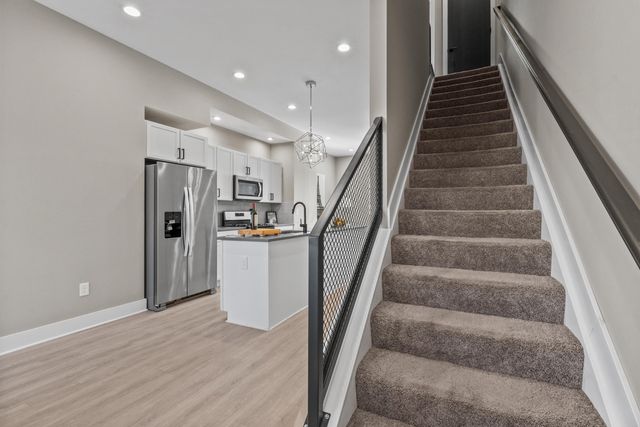 122 S Ohio Avenue, 2 2, Columbus, OH 43205