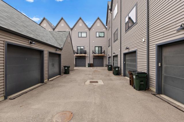 122 S Ohio Avenue, 2 2, Columbus, OH 43205