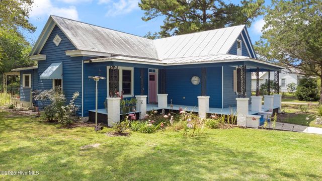104 Trent Street, Trenton, NC 28585