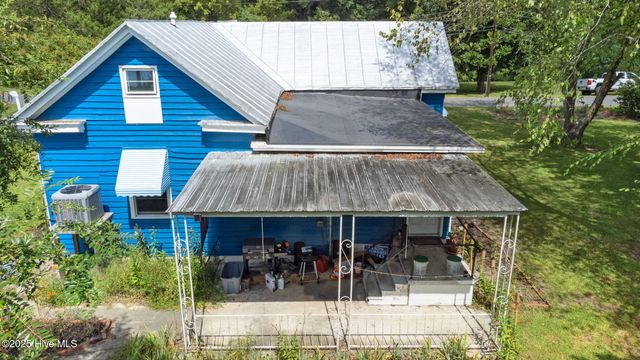 104 Trent Street, Trenton, NC 28585