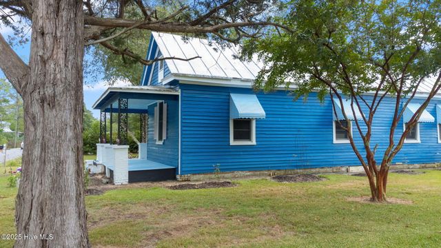 104 Trent Street, Trenton, NC 28585