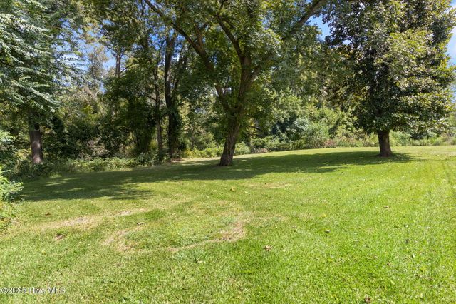104 Trent Street, Trenton, NC 28585
