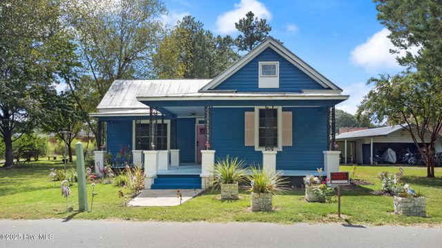 104 Trent Street, Trenton, NC 28585