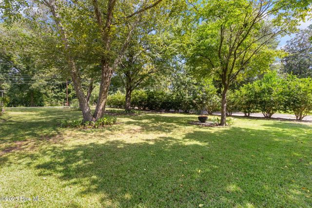 104 Trent Street, Trenton, NC 28585