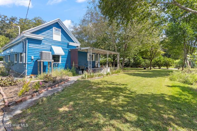 104 Trent Street, Trenton, NC 28585