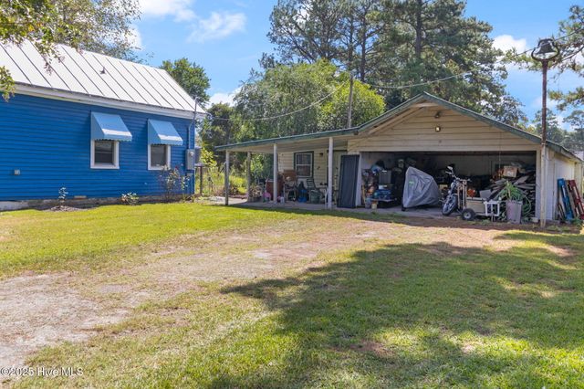 104 Trent Street, Trenton, NC 28585